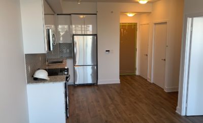 Lakeshore View, near Grocery Store, Pharmacy, Locker, Parking Spot included