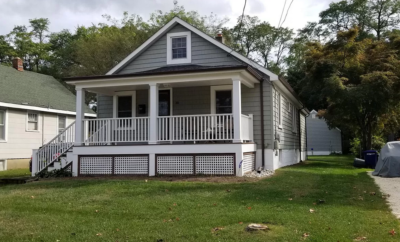 Recently renovated unfurnished 3 bedroom/2 Full Bath