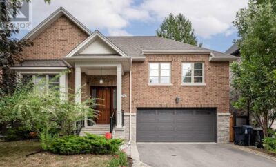 Custom Built In 2012 Loft Bungalow This Picturesque Beauty